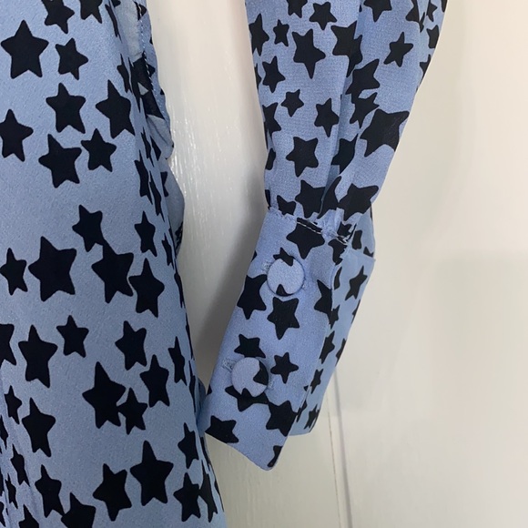 ⭐️No. 21 Star-Print Ruffle Silk Short Dress - Picture 10 of 10